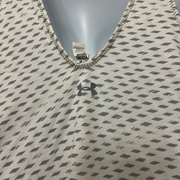 ISU Iowa State Cyclones Under Armour Loose Fit Tank Top Size Medium - Picture 7 of 9